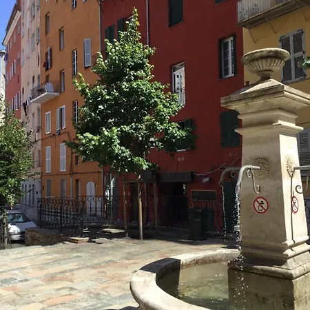 Lägenhet Quartier Du Vieux Port De *
